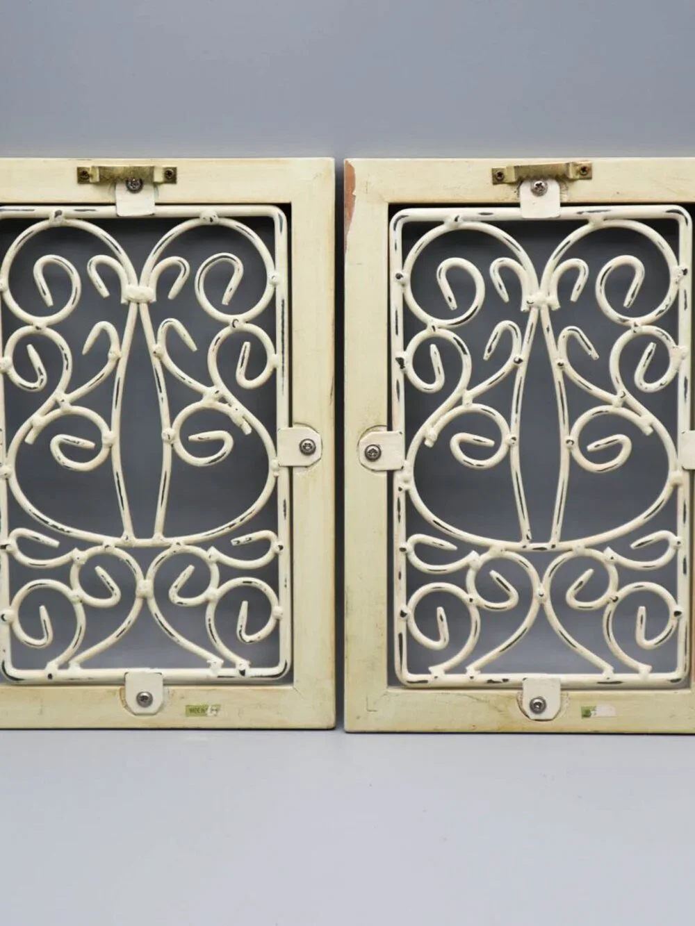 2 Wrought Iron & Wood Decorative Wall Decor Panels Plaques 10